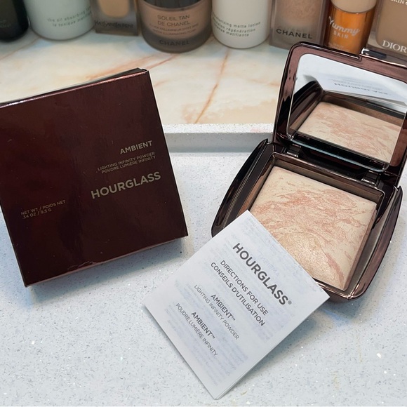 Hourglass ~ ‘AMBIENT’ Lighting Infinity Powder ~ FS ~> 0.34 oz./9.5 g ~ NIB - Picture 1 of 16
